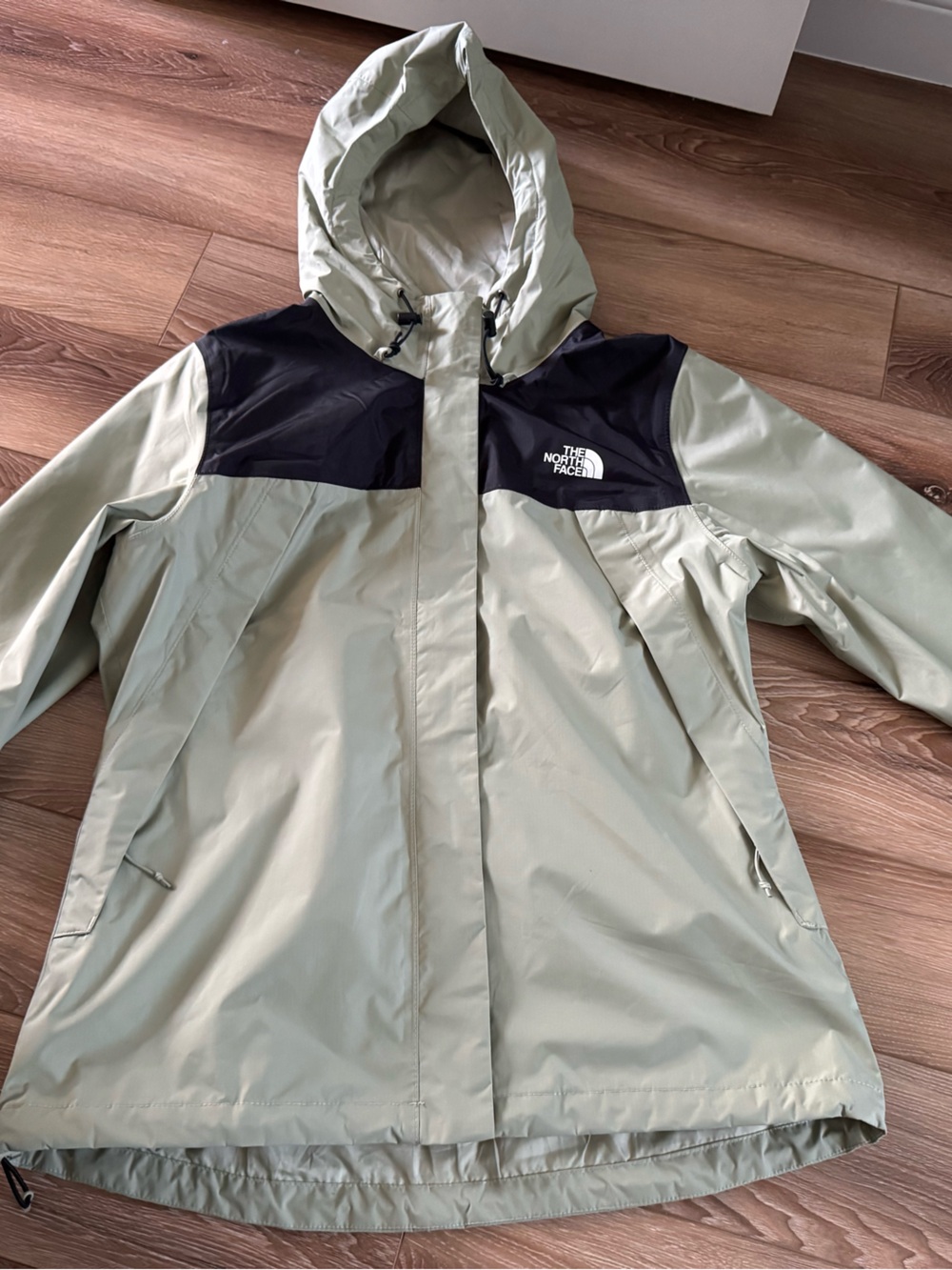 The North Face Women's Waterproof Hooded - Antora Jacket (Size M) - Picture 4 of 9